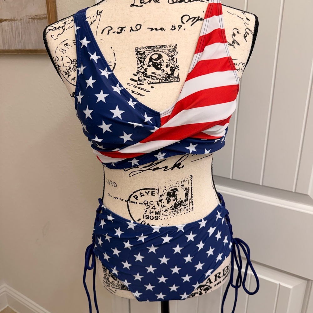 NWOT USA Stars and Stripes High Waisted full coverage Bikini swimsuit sz S - Picture 3 of 8